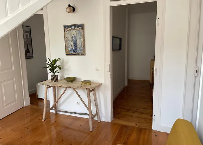 Cosy - Bairro Alto, Real